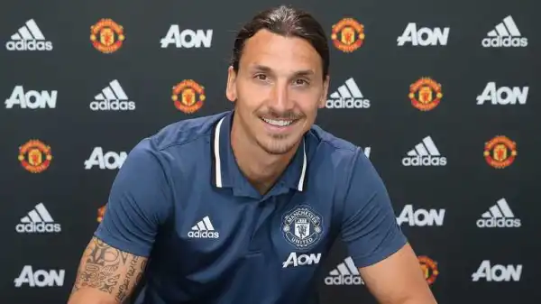 Conte: Chelsea working hard to sign new players in 
